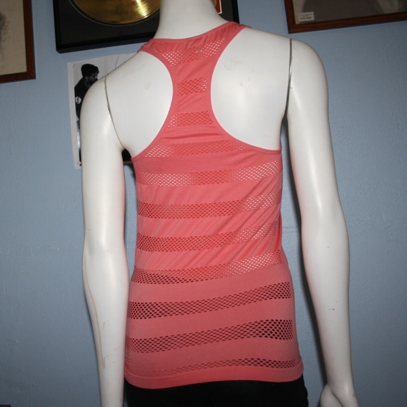 🌺💪🔶 Energie Coral Workout Tank · Laser Cut · Size L - Picture 5 of 6